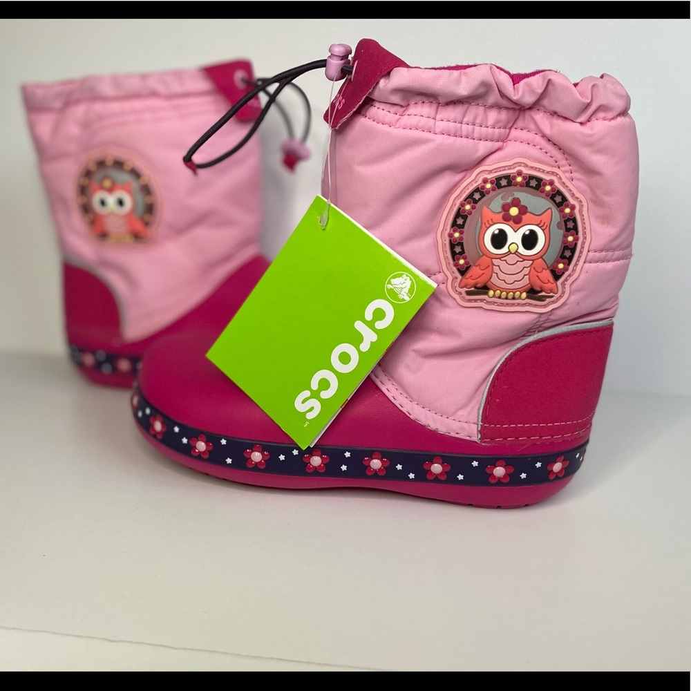 Crocs crocslights lodge pointing owl boot pink